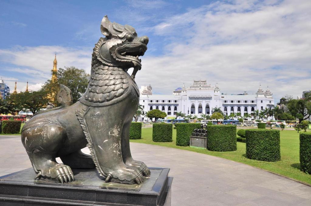 Virati Hotel Yangon Bagian luar foto