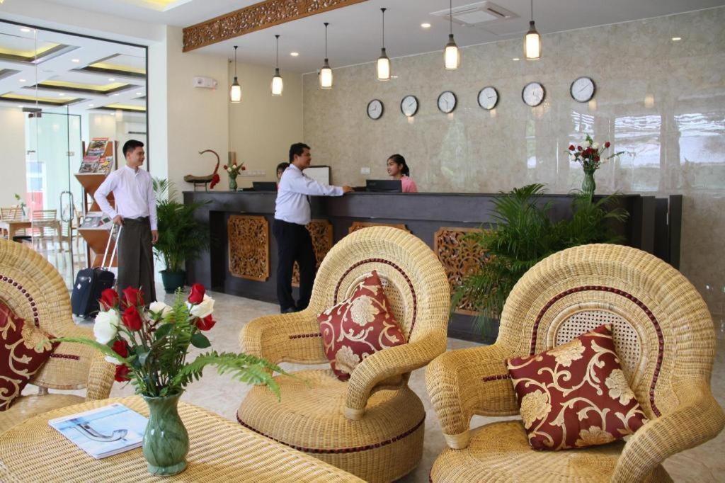 Virati Hotel Yangon Bagian luar foto