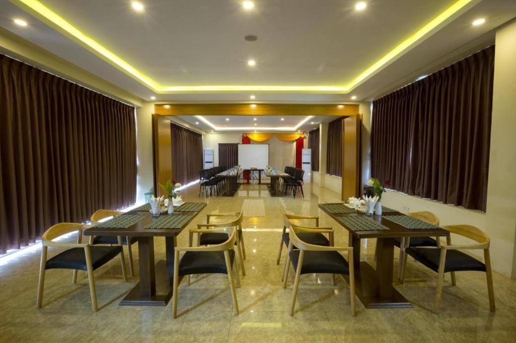 Virati Hotel Yangon Bagian luar foto
