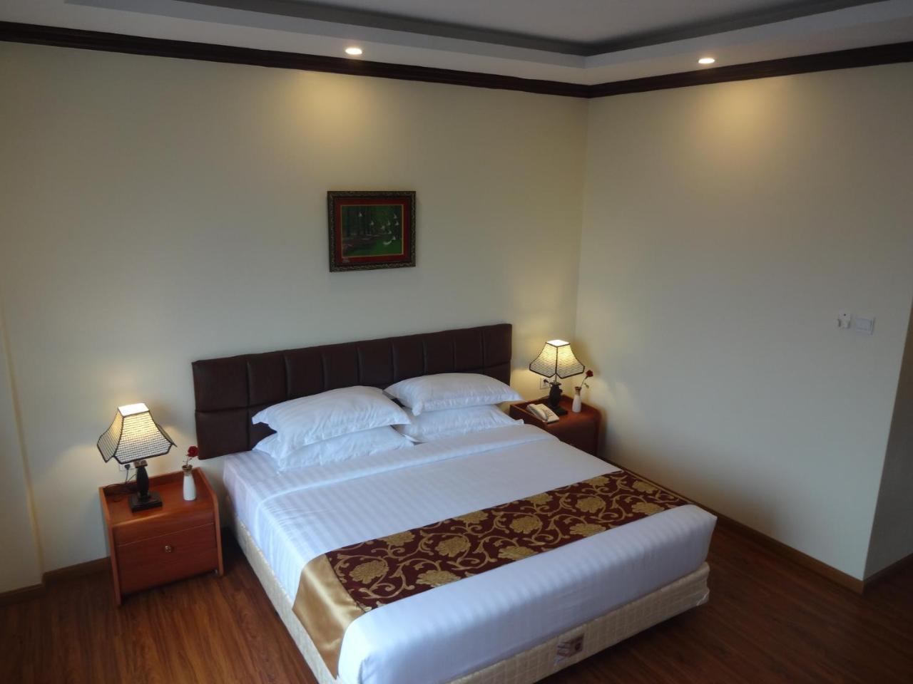 Virati Hotel Yangon Bagian luar foto