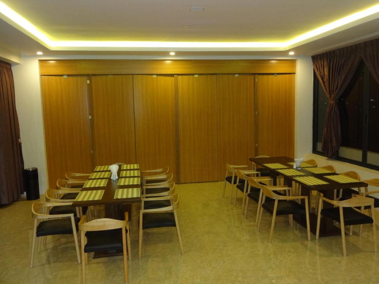 Virati Hotel Yangon Bagian luar foto
