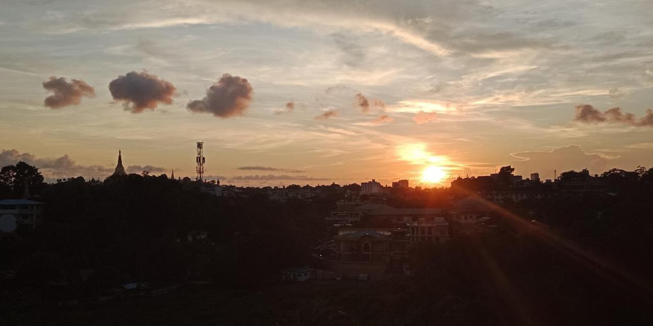 Virati Hotel Yangon Bagian luar foto
