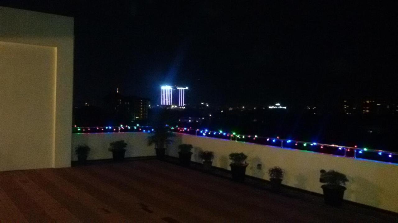 Virati Hotel Yangon Bagian luar foto