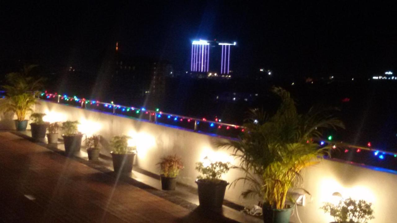Virati Hotel Yangon Bagian luar foto