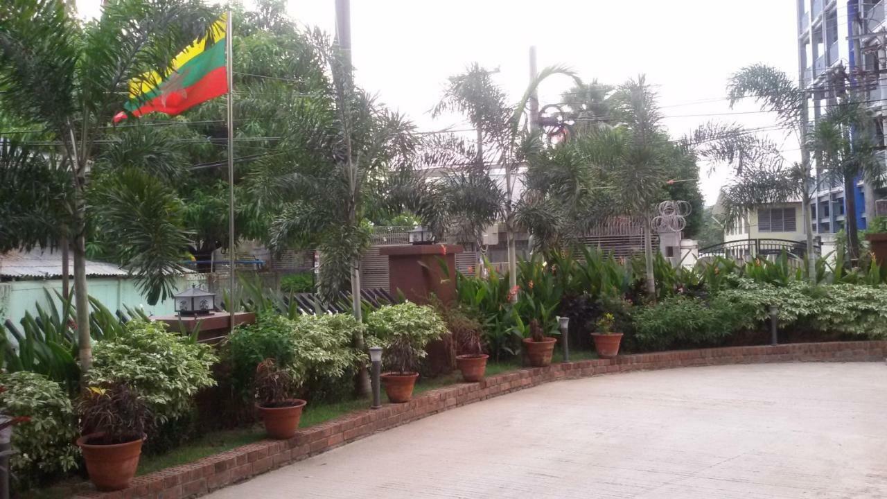 Virati Hotel Yangon Bagian luar foto