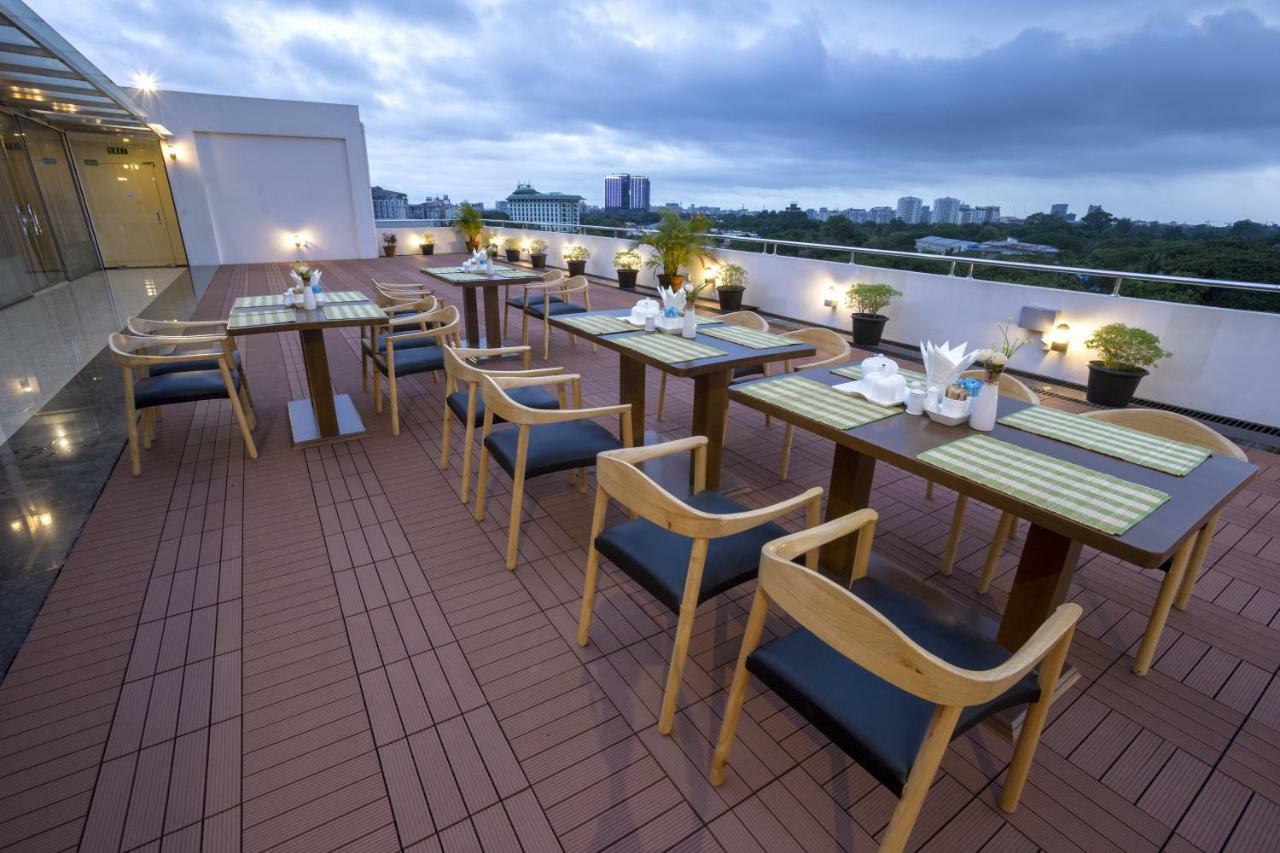 Virati Hotel Yangon Bagian luar foto